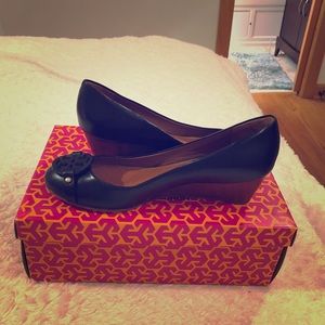 Tory Burch Black Mini Miller Wedge Flats - New